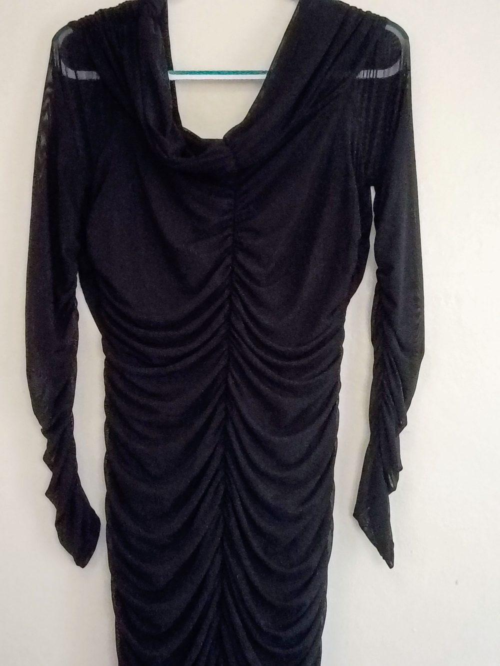 Fashion Nova Black Ruched Long-Sleeve Midi Dress